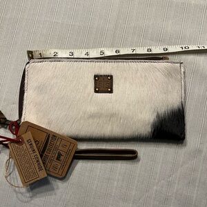 STS Ranchwear Black and White Hair-On-Hide Wallet NWT Wristlet / Clutch Genuine